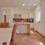Dom wakacyjny Casa Dorjana *