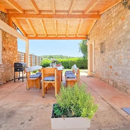בית נופש Casa Dorjana Novigrad Istria
