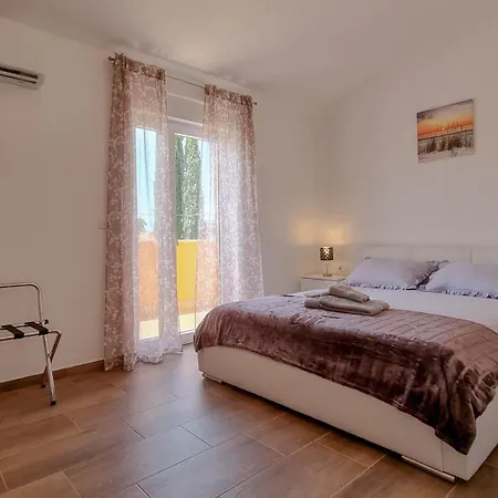 Casa Dorjana *